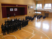 04