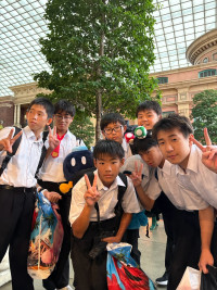 471A27DE-3175-424F-A215-12706D39AB36